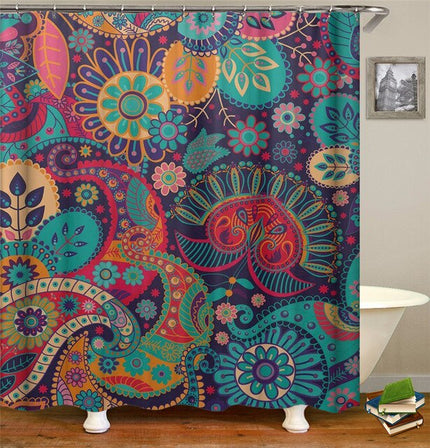 Psykedelisk dusjforheng med fargerikt mønster
