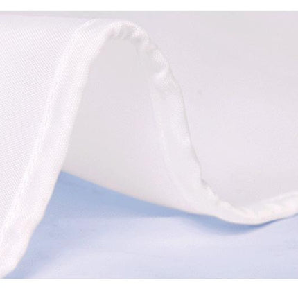 Hvitt dusjforheng i vannavstøtende stoff