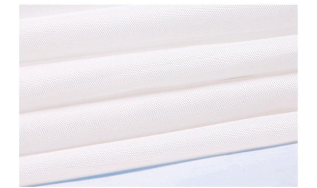 Hvitt dusjforheng i vannavstøtende stoff