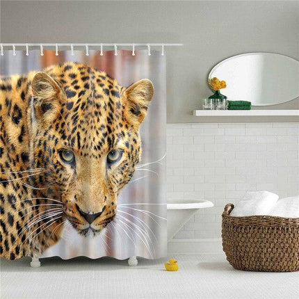 Dusjforheng med realistisk leopard-portrett
