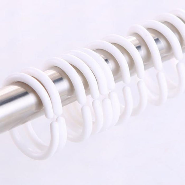 Transparent dusjforheng med dekorativt mønster